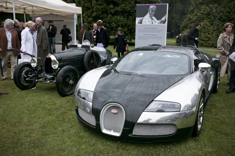  Bugatti Veyron 16.4 Centenaire 2009 года  (фото 36 из 130)